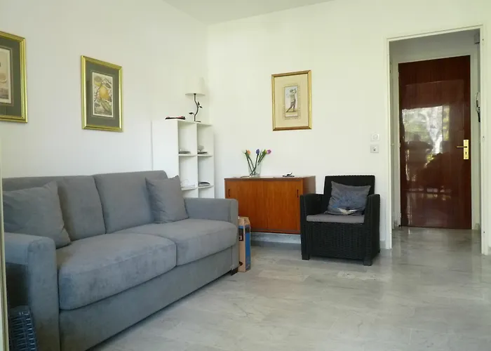 Val Joli Studio